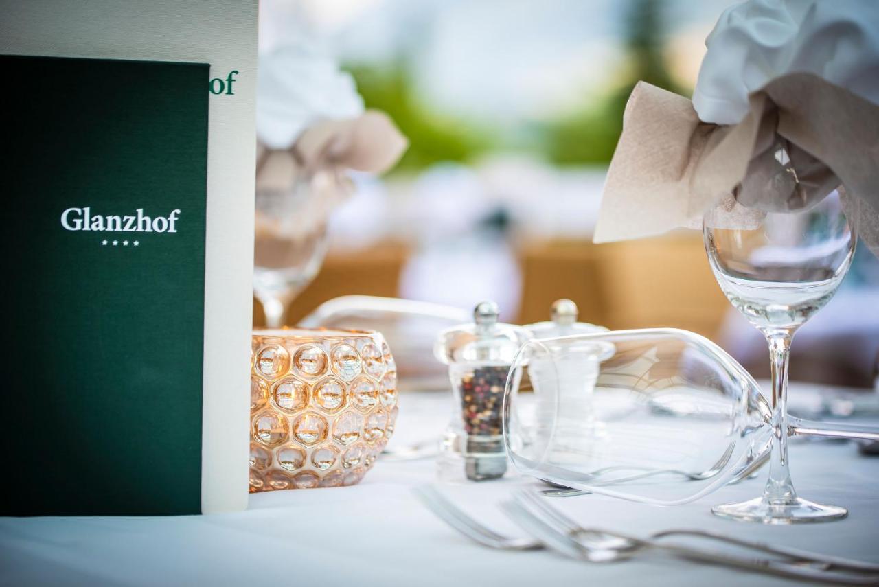Glanzhof Hotel & Apartments Marlengo Ngoại thất bức ảnh