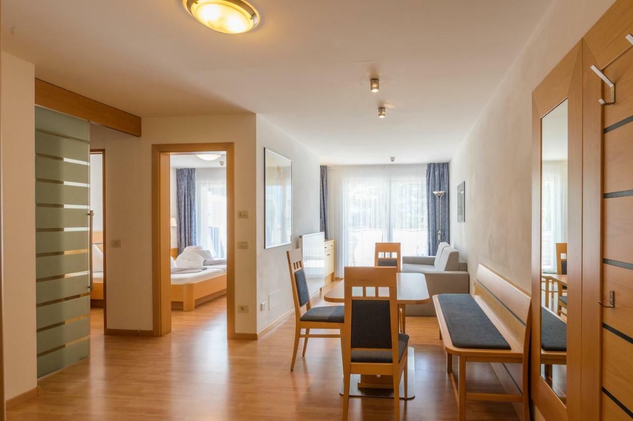 Glanzhof Hotel & Apartments Marlengo Ngoại thất bức ảnh